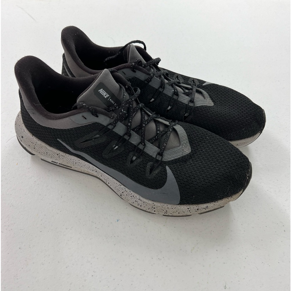 Men’s Nike Shoes Size 10